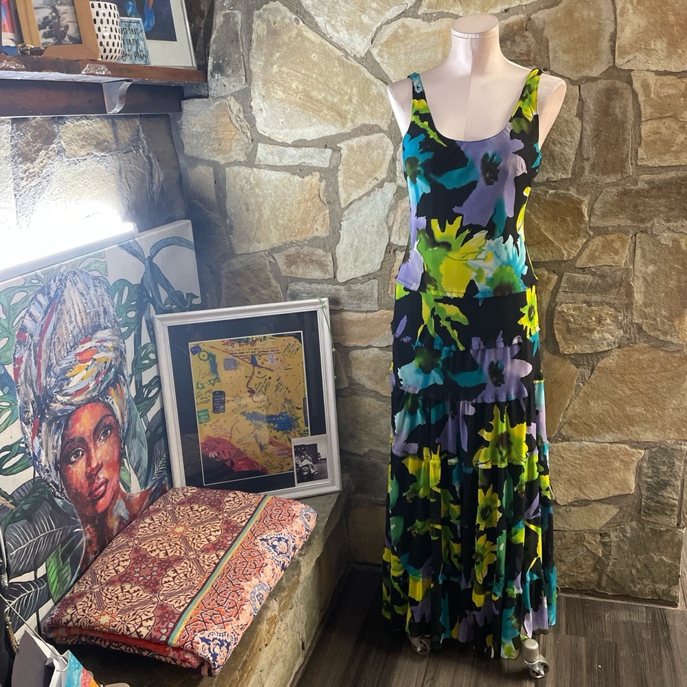 Jones New York floral tiered maxi dress 💚 bold abstract print flowy dress